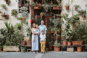 Family photographer in Barcelona