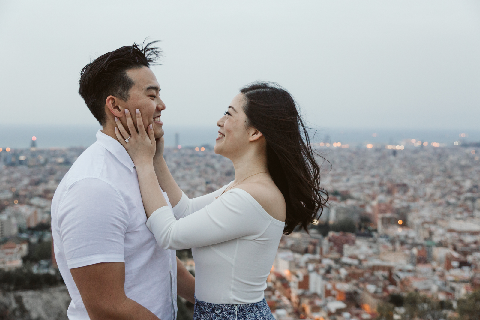 Surprise marriage proposal in Barcelona | Natalia Photography